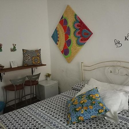Al Molo Sant'Eligio Hotel Taranto Eksteriør billede