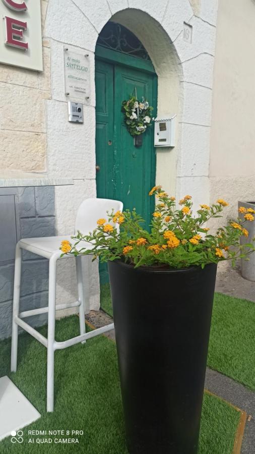 Al Molo Sant'Eligio Hotel Taranto Eksteriør billede