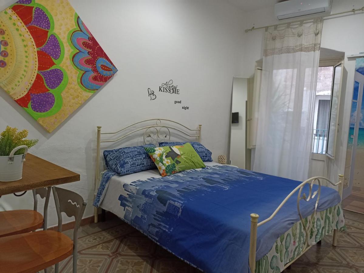 Al Molo Sant'Eligio Hotel Taranto Eksteriør billede