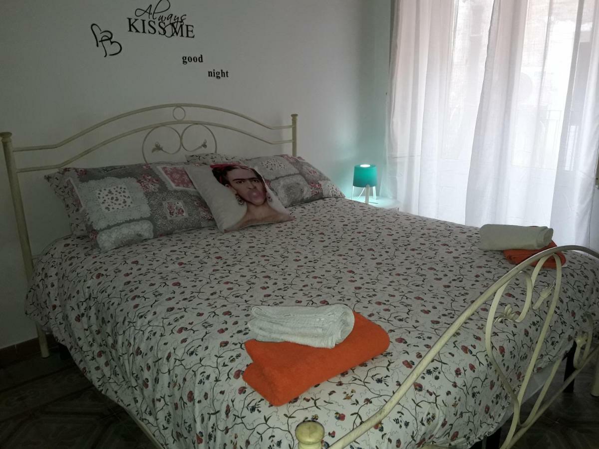 Al Molo Sant'Eligio Hotel Taranto Eksteriør billede