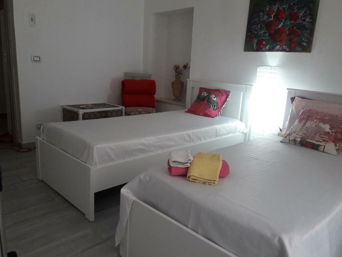 Al Molo Sant'Eligio Hotel Taranto Eksteriør billede