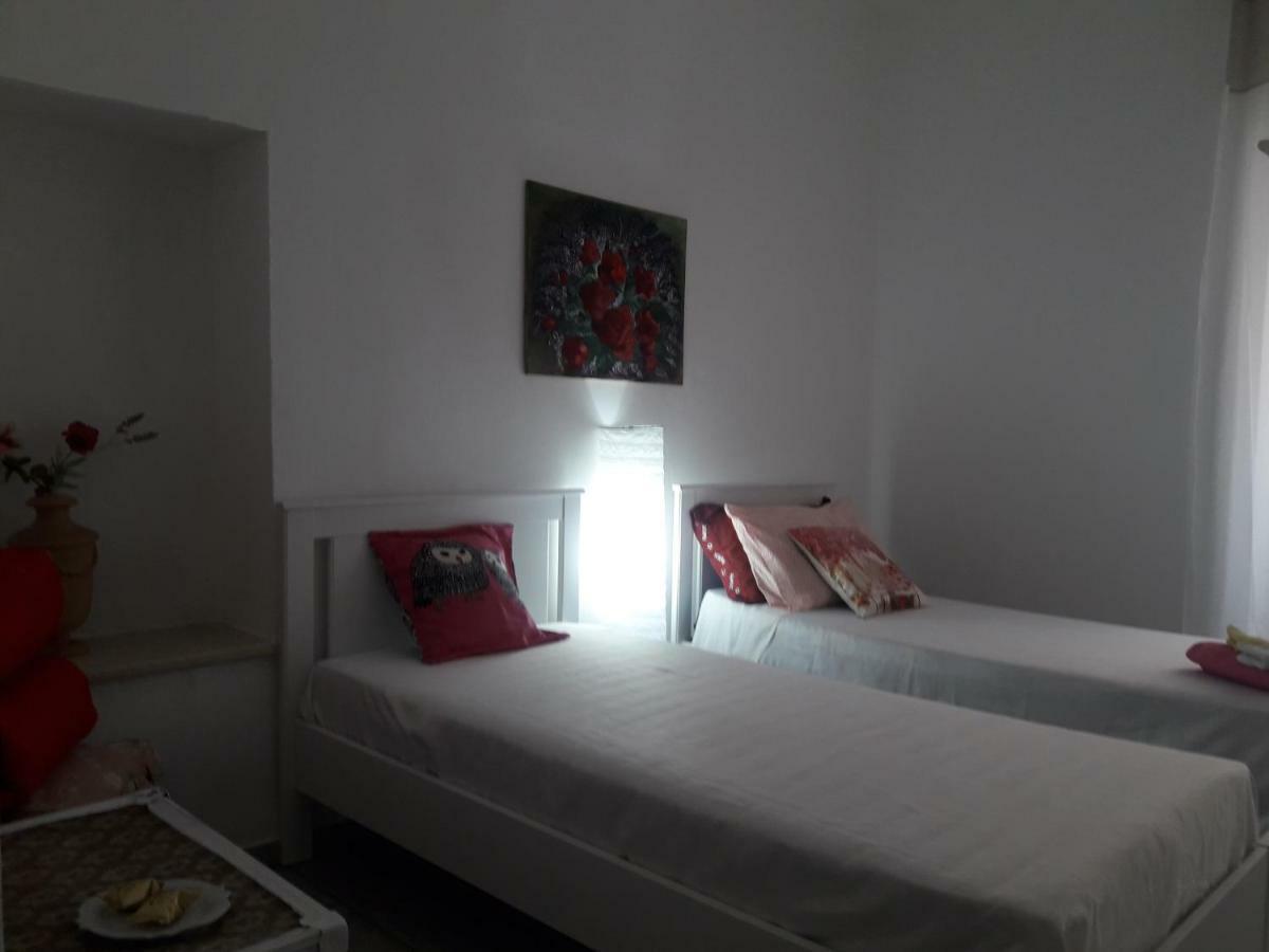 Al Molo Sant'Eligio Hotel Taranto Eksteriør billede