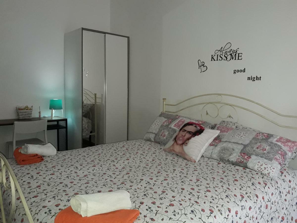 Al Molo Sant'Eligio Hotel Taranto Eksteriør billede