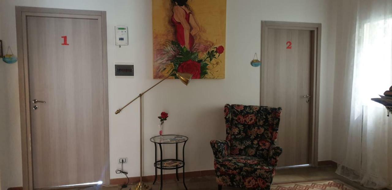 Al Molo Sant'Eligio Hotel Taranto Eksteriør billede