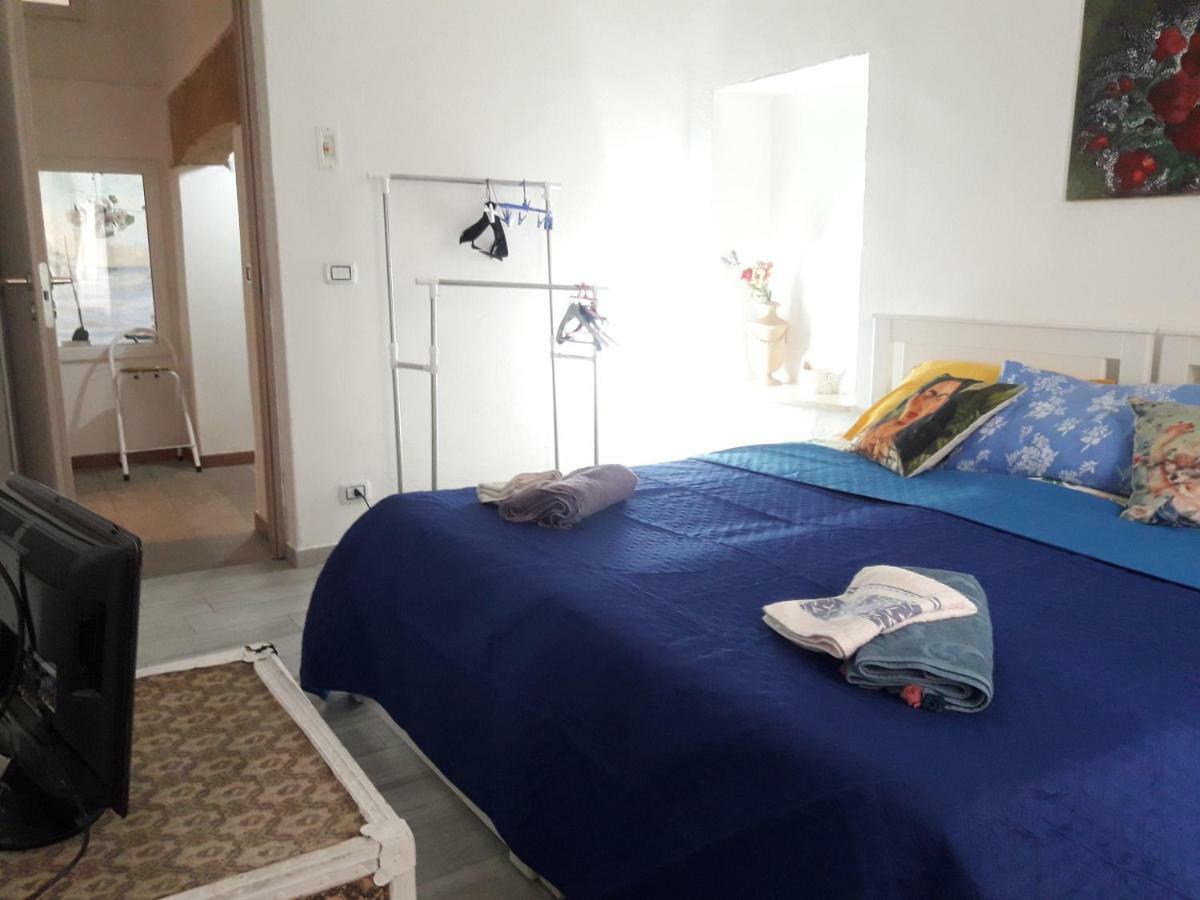 Al Molo Sant'Eligio Hotel Taranto Eksteriør billede