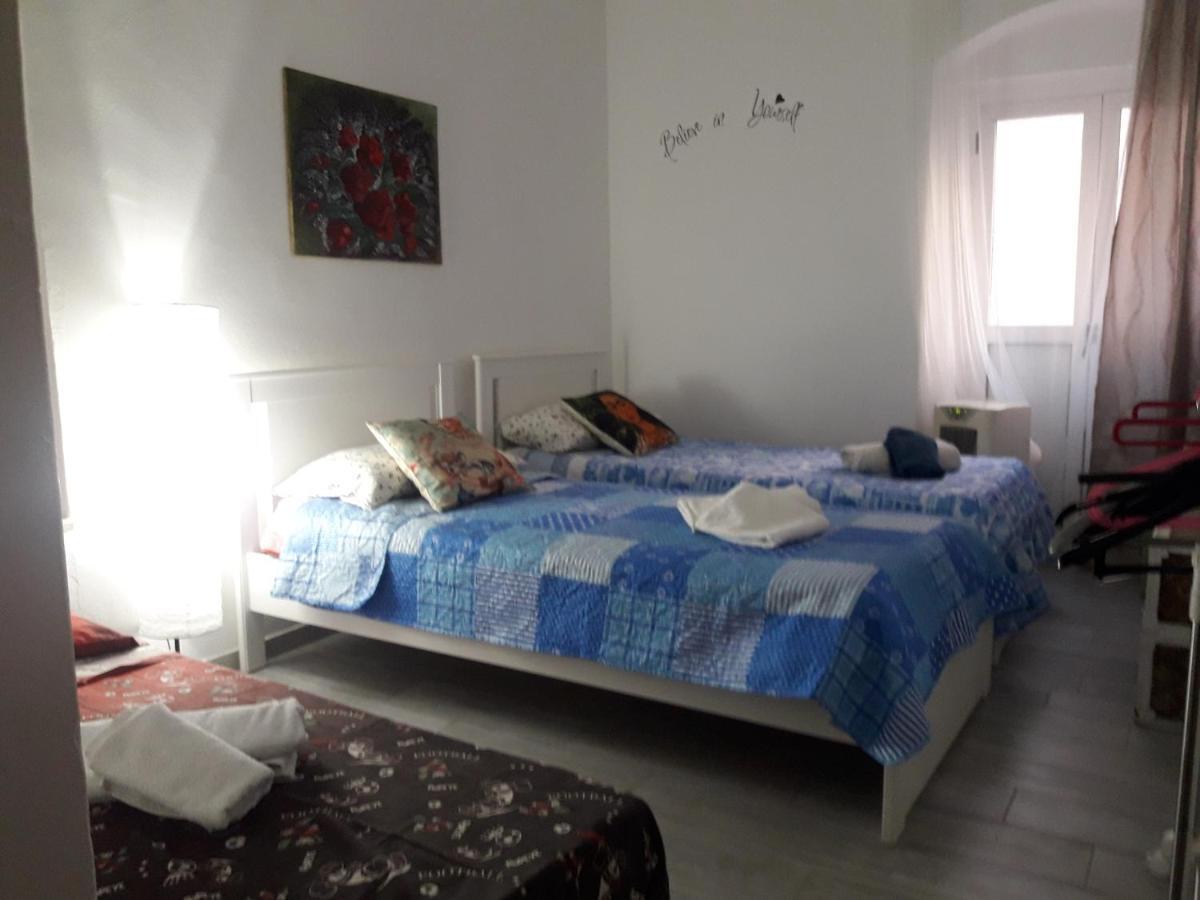 Al Molo Sant'Eligio Hotel Taranto Eksteriør billede